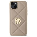 DKNY DKHCP15MPQDSLE iPhone 15 Plus 6.7" beżowy/beige Quilted Stack Logo